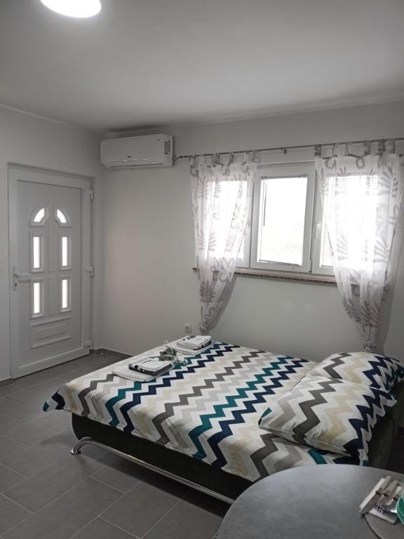 Studio Apartman Maria Apartment Kastela Luaran gambar